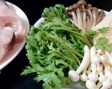 Hình bước làm 1 của món Lẩu thập cẩm