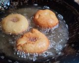 Foto langkah ke 3 dari resep Donat Maizena.