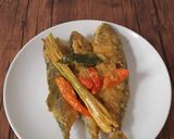 Foto langkah ke 5 dari resep Pesmol Ikan Kembung Bumbu Kuning.
