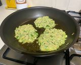 Cukkini, csicseriborsó és tonhal pogácsa 😋 recept fázis 5 fotója
