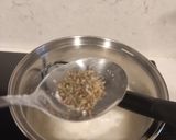 Foto del paso 3 de la receta Macarrones con bechamel de romero y guindilla