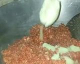 A picture of step 7 of Gajar ka halwa with mawa.