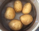 Foto langkah ke 1 dari resep Perkedel Klasik.