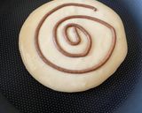 Fahéjas tekercs palacsinta tésztából recept fázis 3 fotója