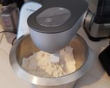 ,,Kajzerki bez glutenu i laktozy,, krok przepisu 1 zdjęcie