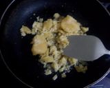 A picture of step 2 of Oats energy bar.....