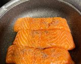 Foto langkah ke 3 dari resep Grilled Salmon saus lemon butter.