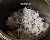 Foto langkah ke 4 dari resep Nasi Uduk Bunga Telang.