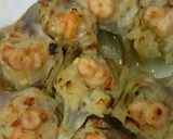Foto del paso 5 de la receta: Alcachofas con cebolla caramelizada y gambas