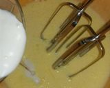 Foto langkah ke 4 dari resep My 1st perfect Zebra Cake.