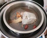 藥燉鮮蝦排骨湯(簡單料理)的食譜步驟5照片