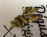Une image de l'étape 6 de Nids de jeunes poireaux sauce cornichons oignons.