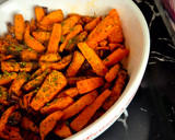 Une image de l'étape 4 de Frites de patate douce au air fryer.