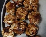 A picture of step 5 of Protein rich ladoo.