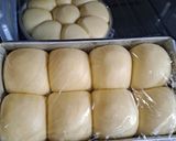 Foto langkah ke 7 dari resep Roti Sobek Ekonomis & Lembut, satu telur.