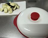 A picture of step 2 of Japanese Fried Eggplant in soy sauce.