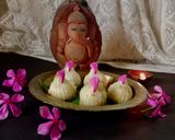 A picture of step 5 of Ukadiche Modak.
