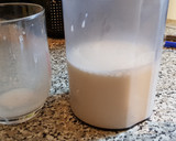 Foto del paso 2 de la receta: Batido de Nocilla y Plátano (con nata montada y queso)