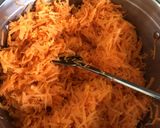 A picture of step 1 of Vegan Carrot Halwa.