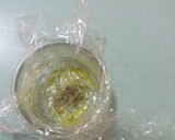 Foto del paso 5 de la receta: Huevo poché sobre cama de espárragos trigueros y salmón ahumado