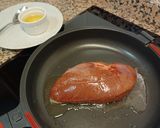 Foto del paso 2 de la receta: Magret de pato con compota de manzana