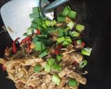 Foto langkah ke 3 dari resep Tumis tempe enoki.