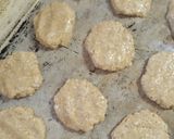 Foto del paso 3 de la receta: Galletitas de avena y miel