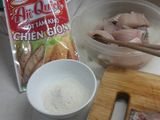 Salad cá chiên giòn