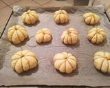 Túrós tökzsemlék halloweenre recept fázis 4 fotója