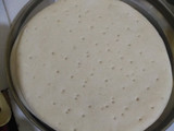 ચીઝ કોબી ઓનીયન પીઝા (Cheese Kobi Onion Pizza Recipe In Gujarati)