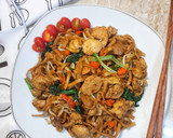 Foto langkah ke 4 dari resep Mie Goreng Pedas (Mie Pipih).