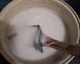 Foto langkah ke 1 dari resep 106. Bubur Sumsum.