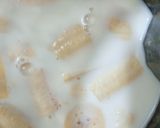 A picture of step 2 of Banana milk shake.