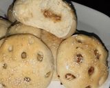A picture of step 5 of Chicken kabab bun/ burger.