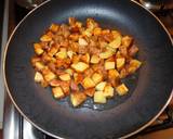 Foto del paso 1 de la receta Tortilla de papas con longanicillas de campo