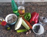 Foto del paso 1 de la receta: Camarones con vegetales salteados al wok. #paraprincipiantes