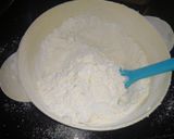 A picture of step 1 of Choco chip & marble cookies.