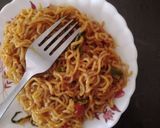 A picture of step 1 of Spicy Maggie.