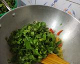 A picture of step 4 of Mix saag { Methi, Sarson, Suva, thom(spring onion green) }.