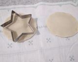 Foto del passaggio 3 della ricetta Stelle di sofficini
