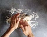 Une image de l'étape 12 de Buns au saumon et épinards.