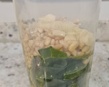 Foto del paso 2 de la receta: Pesto de espinacas y piñones