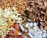 A picture of step 1 of Chana jor garam.