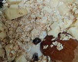 Foto del paso 3 de la receta: Porridge de avena, manzana, canela y ciruelas pasa 🥣 🍎 gachas veganas