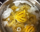 Foto del paso 6 de la receta: Nidos con roquefort y lomo