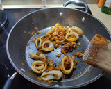 Foto del paso 1 de la receta: Guisado de calamares 🦑