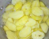 A picture of step 1 of Tqueen potatoes.