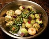 Foto del paso 2 de la receta Ensalada de medallones de mini alcachofas silvestres con tomates orgánicos