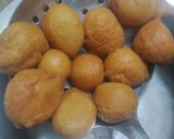 A picture of step 7 of Free style doughnut.