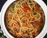 A picture of step 5 of Spaghetti Stir Fry.